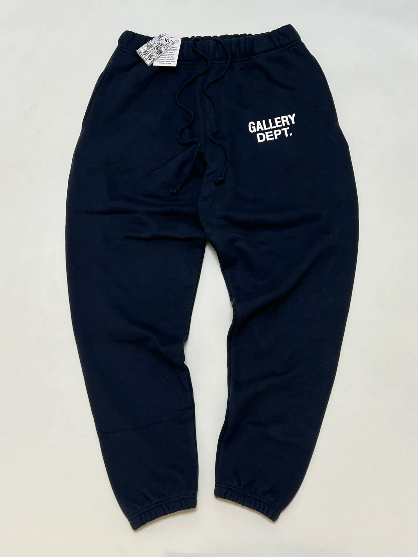 Gallery Dept. English Logo Sweat Pant English Basic Logo Sweat Pant Vintage Washed Trousers Washed Black S-XL ⚠️Note: The genuine product is not black and the color is navy blue. Don’t buy the wrong one!